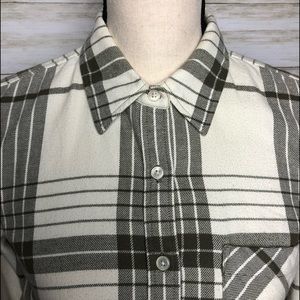 Banana Republic Soft Wash Olive Green & Cream Top